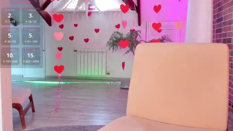 azaliaswallows online show from 8, 4, 2026