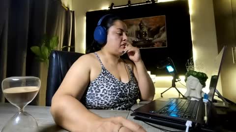 Goddess Azara online show from 5, 6, 2026