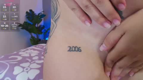 Adriana online show from 4, 10, 2025