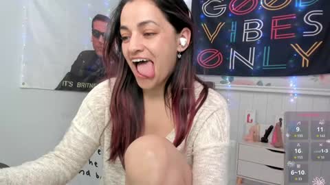 Azucena R online show from 16, 1, 2025