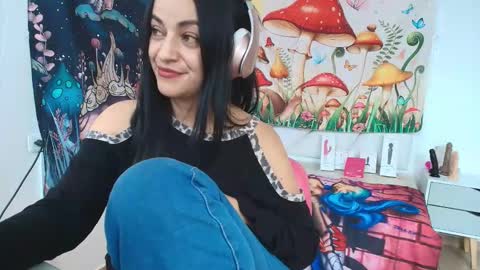 Azucena R online show from 13, 3, 2026