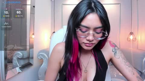 Snapshot of azurakindong chatting on 16, 1, 2025 Azura online show from 16, 1, 2025