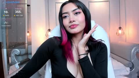 Snapshot of azurakindong chatting on 3, 2, 2025 Azura online show from 3, 2, 2025