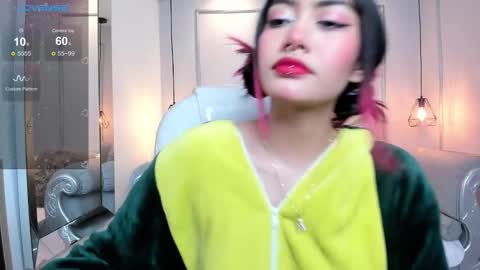 Snapshot of azurakindong chatting on 10, 2, 2025 Azura online show from 10, 2, 2025