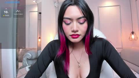 Snapshot of azurakindong chatting on 18, 2, 2025 Azura online show from 18, 2, 2025