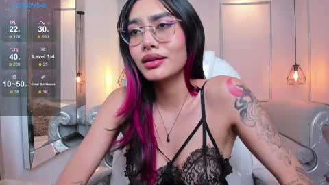 Snapshot of azurakindong chatting on 6, 3, 2025 Azura online show from 6, 3, 2025