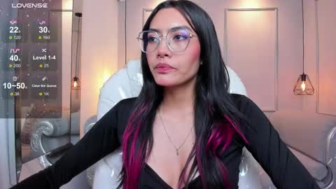 Snapshot of azurakindong chatting on 15, 9, 2025 Azura online show from 15, 9, 2025