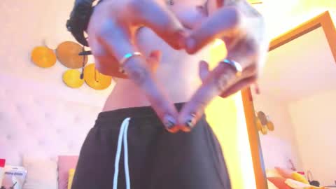 Anny online show from 19, 11, 2025