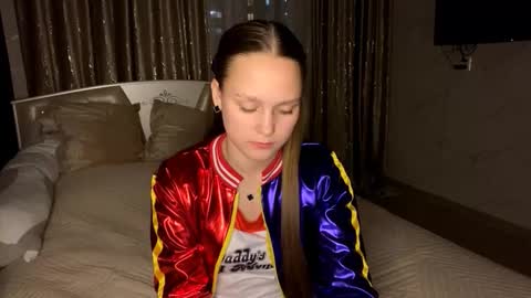 Anny Simpson online show from 1, 11, 2025