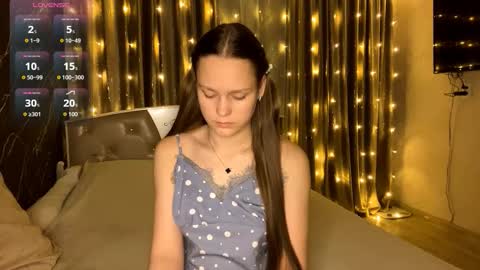 Anny Simpson online show from 4, 12, 2025