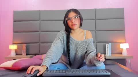 Venus  online show from 22, 4, 2026