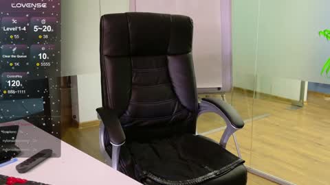 Olivia and Lexi online show from 22, 1, 2025