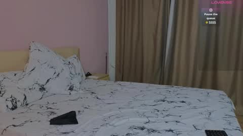 Lina online show from 9, 3, 2025