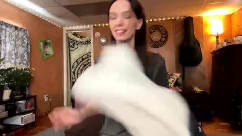 Fern Browning online show from 14, 2, 2025