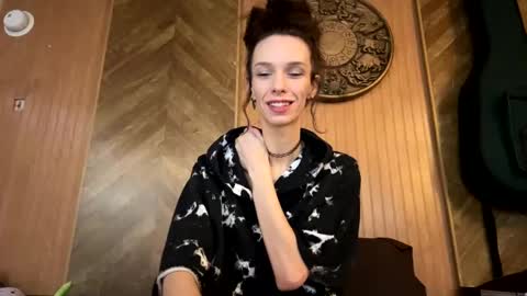 Fern Browning online show from 10, 3, 2025