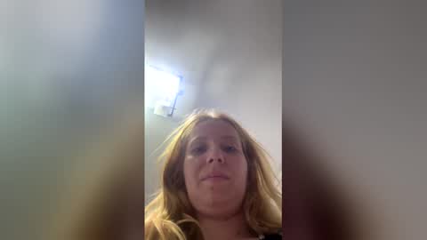 Baby Blonde online show from 28, 5, 2026