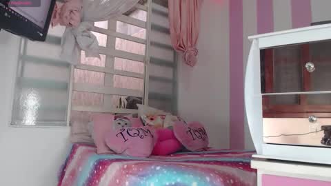 Snapshot of baby_candy22 chatting on 27, 9, 2025 zaleya online show from 27, 9, 2025