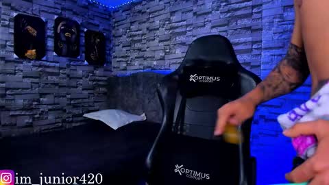 Junior       Independent Model online show from 22, 9, 2025