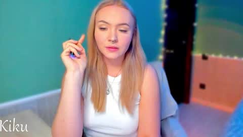 Heyy Im Kikuuu  Im so energetic  Catch my vibe online show from 13, 11, 2025