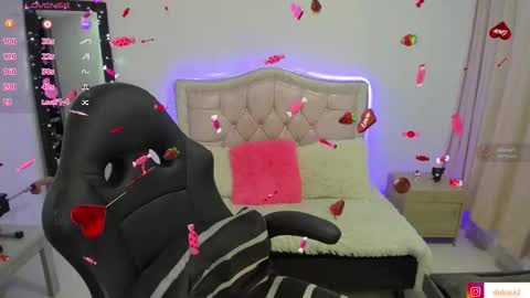 Dulce  Stefa  online show from 14, 9, 2025