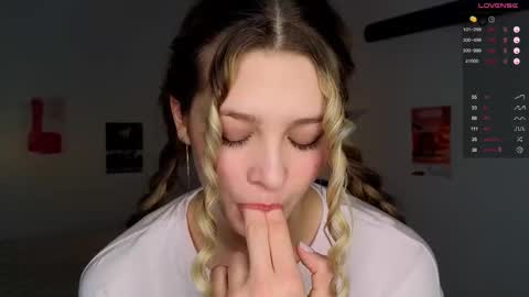 Ruth online show from 27, 9, 2025