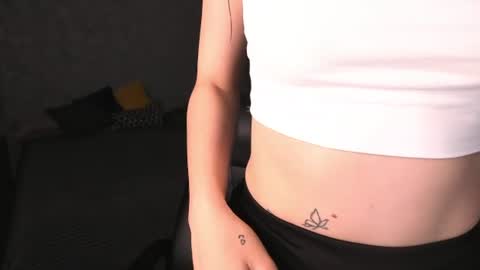 Snapshot of baby_sunsh1ne_ chatting on 21, 6, 2026 baby_sunsh1ne_ online show from 21, 6, 2026