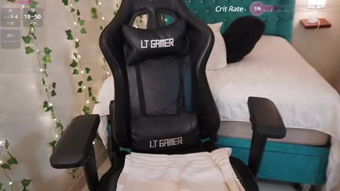 Instagram  online show from 12, 2, 2025