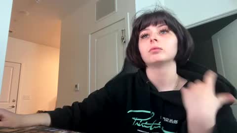 babybray online show from 5, 1, 2025