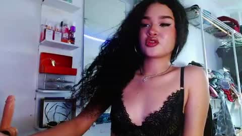 Snapshot of babybombom08 chatting on 17, 6, 2026 babybombom08 online show from 17, 6, 2026