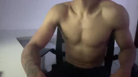 Snapshot of babydaddiii808 chatting on 3, 12, 2024 DADDY online show from 3, 12, 2024