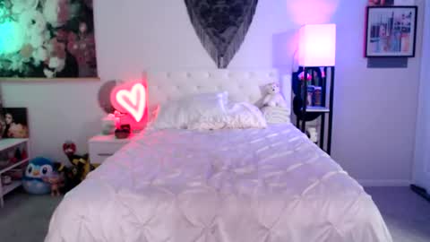 akira online show from 18, 11, 2025