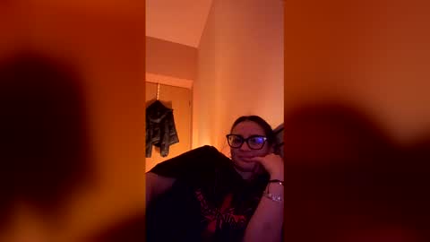 lola online show from 27, 4, 2026