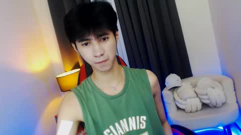 call me james online show from 17, 12, 2025