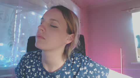 Sonya online show from 9, 3, 2025