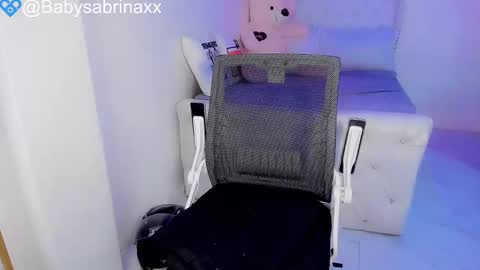 babysabrinaxx online show from 23, 1, 2025