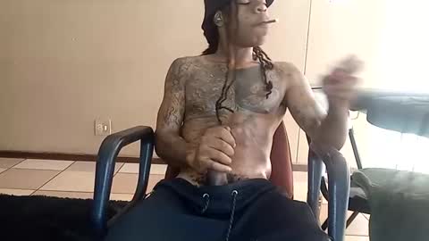 Snapshot of bad_dawgg chatting on 14, 10, 2025 rastafaria online show from 14, 10, 2025