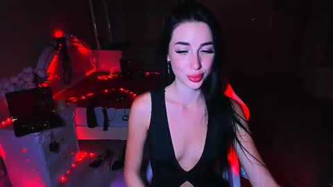 Miss Desire...do you remember online show from 25, 9, 2025