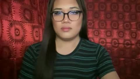 AMARA - FOLLOW ME AND THUMBS UP online show from 17, 5, 2026