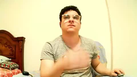 Snapshot of badboixx chatting on 17, 9, 2025 badboixx online show from 17, 9, 2025