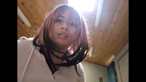 Snapshot of baddiee18 chatting on 18, 2, 2025 baddiee18 online show from 18, 2, 2025