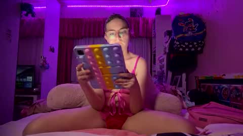 baddieprettypussy online show from 20, 5, 2026