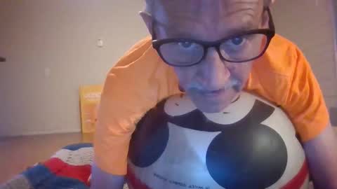 Snapshot of badgersfan chatting on 7, 6, 2026 badgersfan online show from 7, 6, 2026