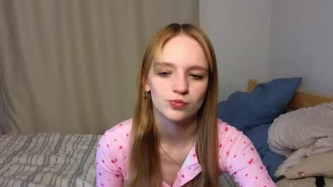 Snapshot of baeyoda chatting on 25, 4, 2026 Kate online show from 25, 4, 2026