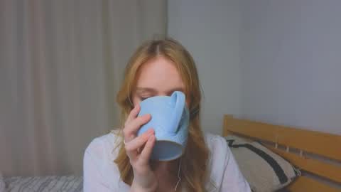 Snapshot of baeyoda chatting on 28, 4, 2026 Kate online show from 28, 4, 2026