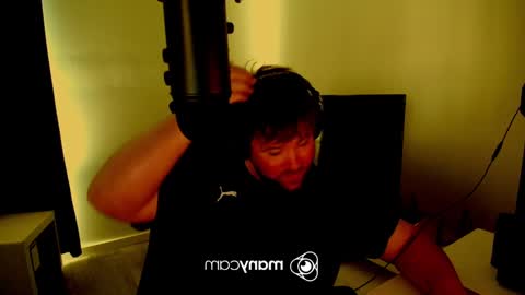 Snapshot of baftez chatting on 2, 2, 2025 Baffels online show from 2, 2, 2025