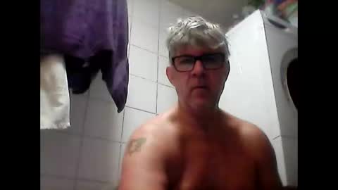 Snapshot of baggelina75 chatting on 27, 12, 2024 baggelina75 online show from 27, 12, 2024