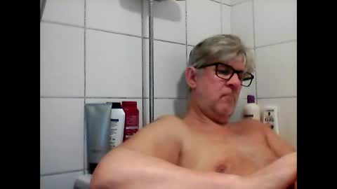 Snapshot of baggelina75 chatting on 27, 1, 2025 baggelina75 online show from 27, 1, 2025