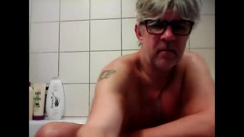 Snapshot of baggelina75 chatting on 10, 3, 2025 baggelina75 online show from 10, 3, 2025