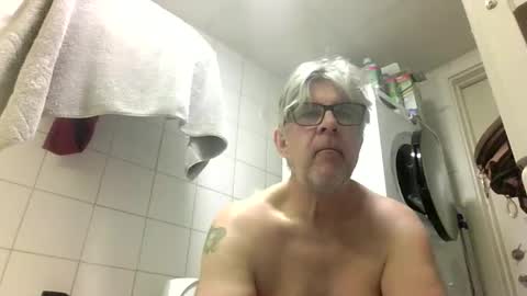 Snapshot of baggelina75 chatting on 26, 3, 2026 baggelina75 online show from 26, 3, 2026