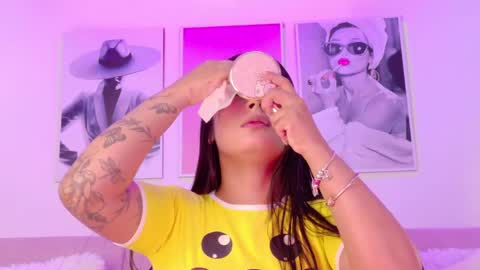 Snapshot of bahia_marquez1 chatting on 1, 4, 2026 Bahia Marquez online show from 1, 4, 2026